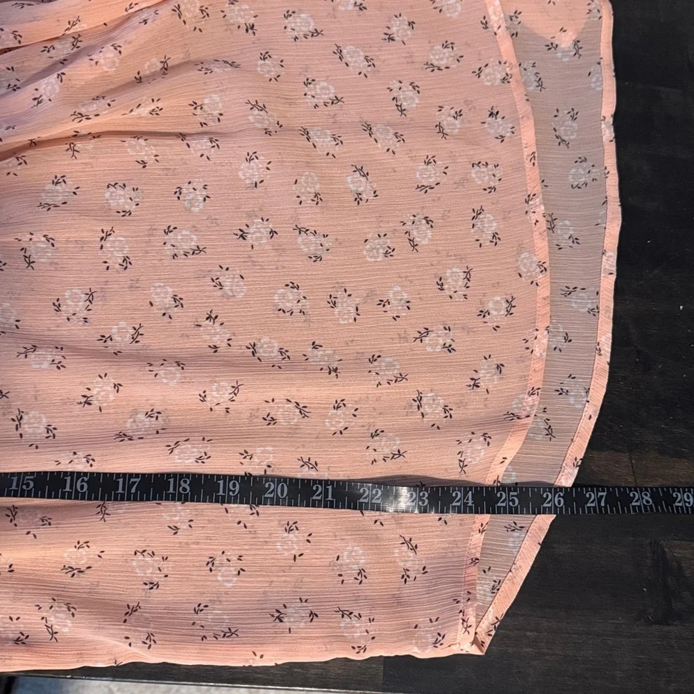 Torrid Coral Pink Crinkle Sheer Pin Tuck Blouse Size 2X